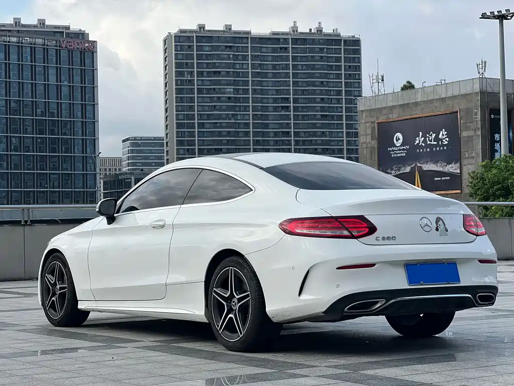 Mercedes-Benz C-Class (Import) — миниатюра 4