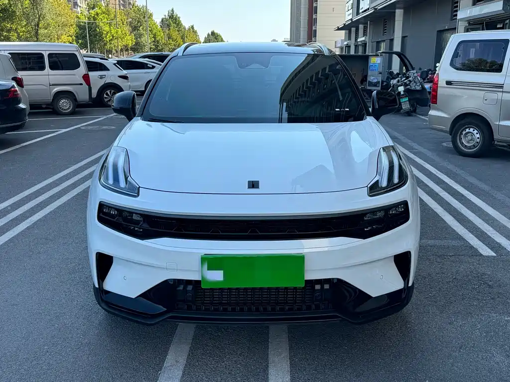 Lynk & Co 06 — миниатюра 2