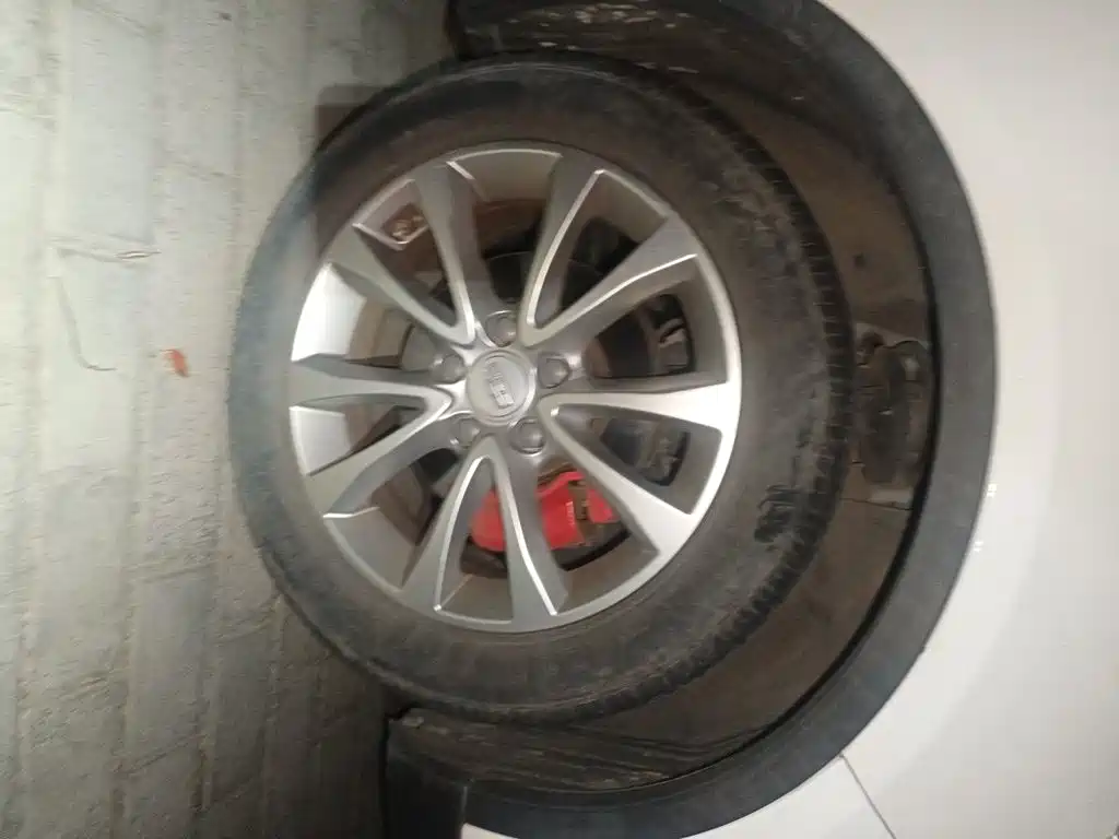 Geely Emgrand GS — миниатюра 25