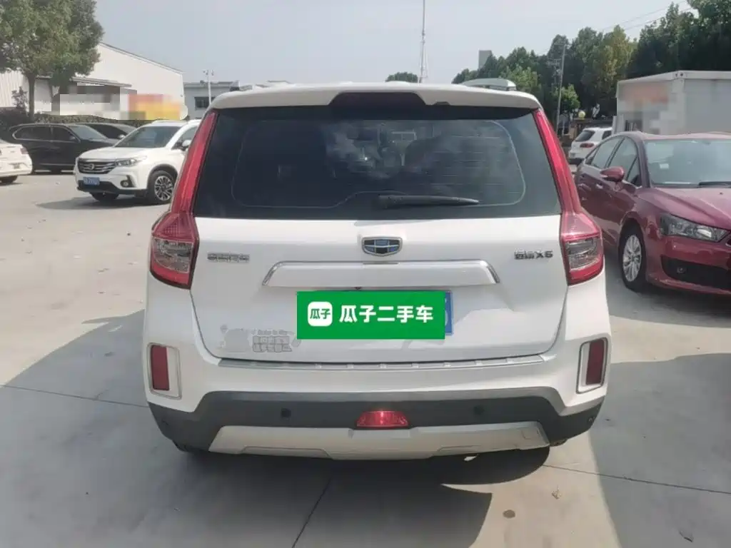 Geely Vision X6 — миниатюра 6