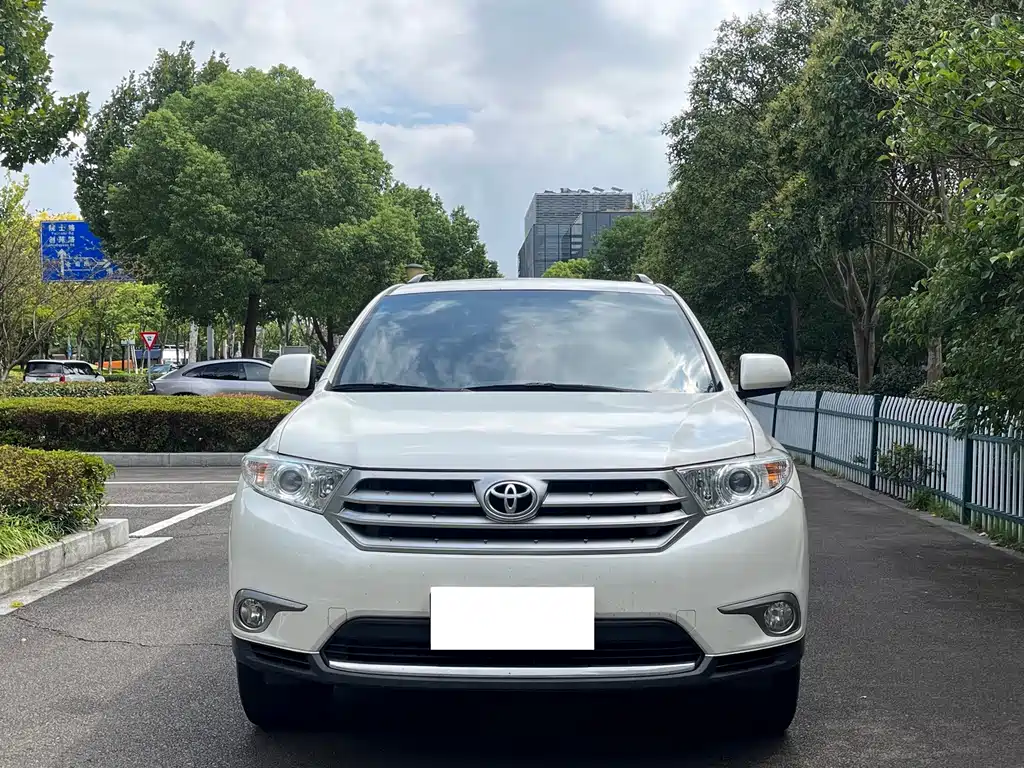Toyota Highlander — миниатюра 2