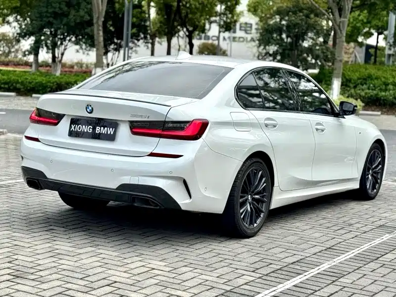 BMW 3 Series — миниатюра 15