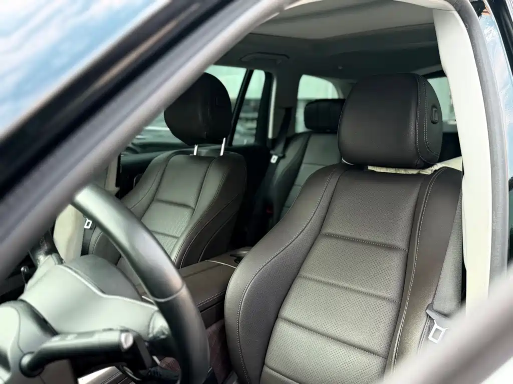 Mercedes-Benz GLS — миниатюра 15