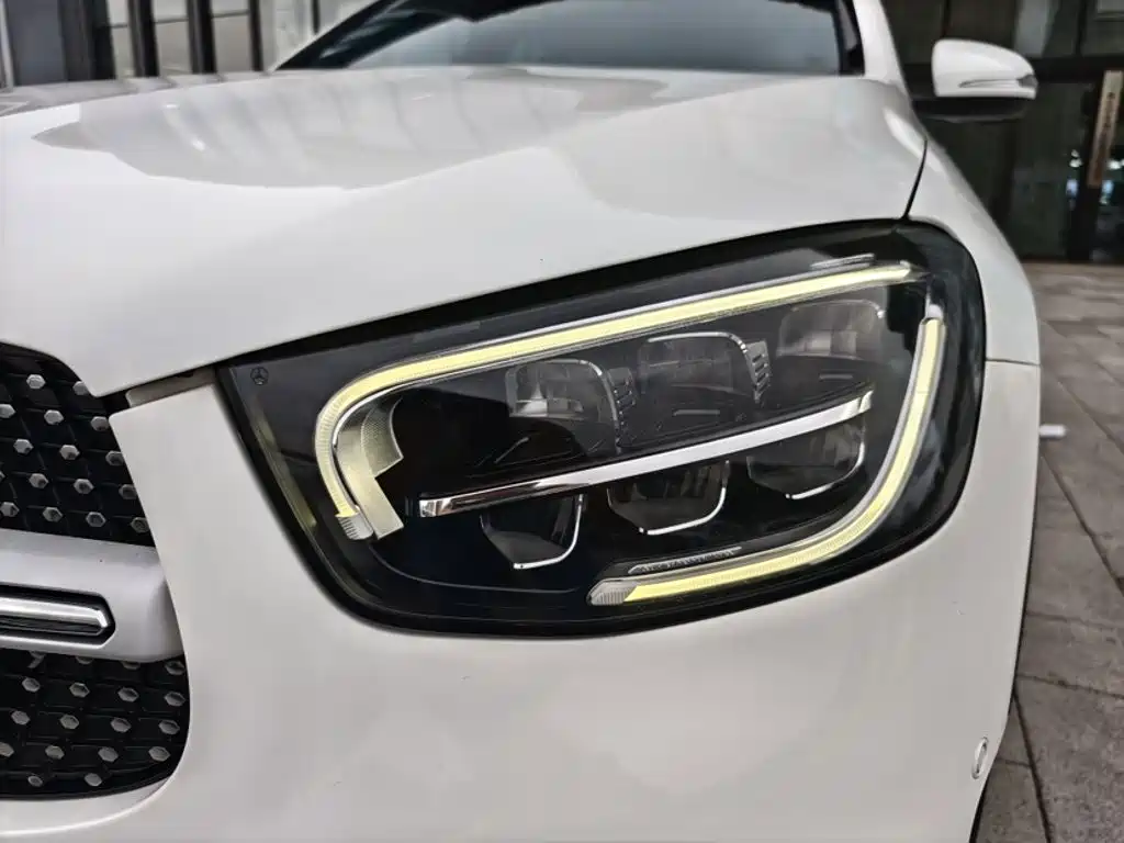 Mercedes-Benz GLC — миниатюра 13