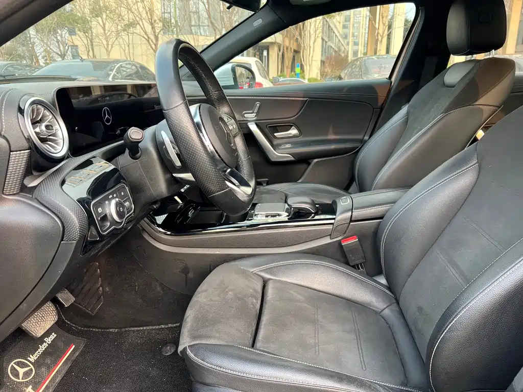 MERCEDES-BENZ A CLASS