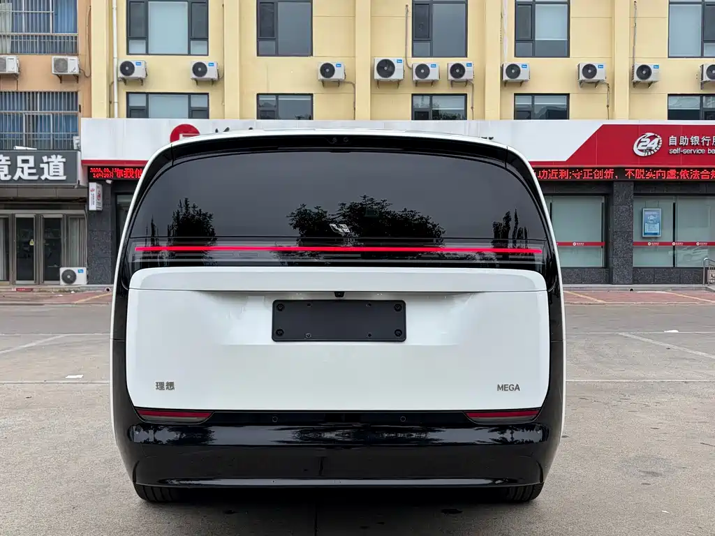 Li Auto Li MEGA — миниатюра 16