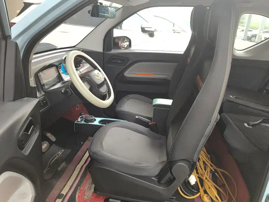 Wuling MINIEV — миниатюра 9
