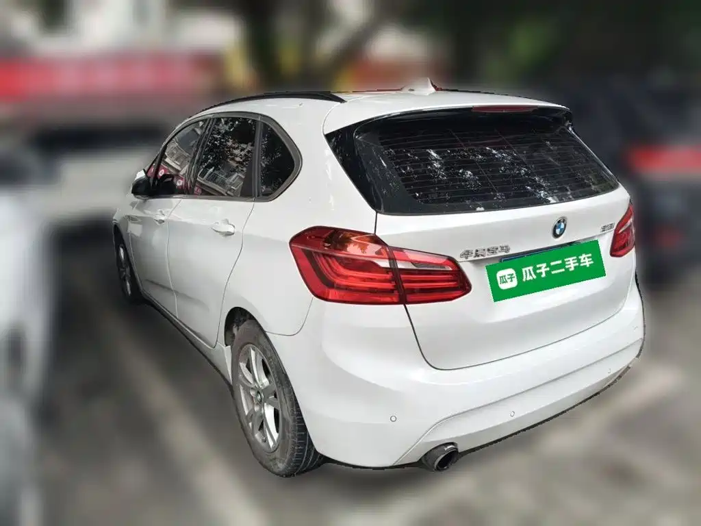 BMW 2 Series Active Tourer — миниатюра 4