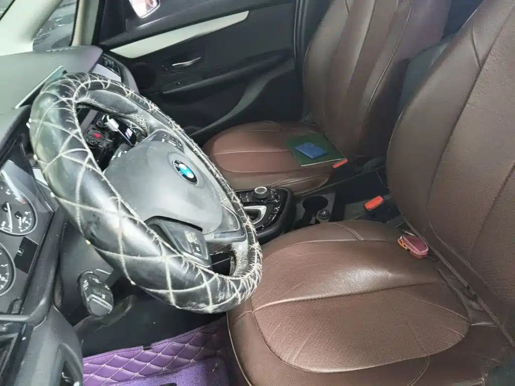 BMW 2 Series Active Tourer — миниатюра 16