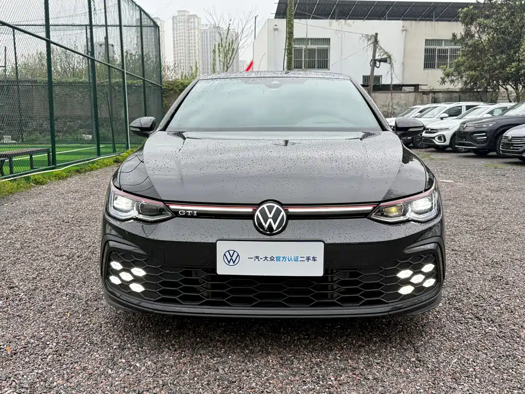 Volkswagen Golf GTI 2024