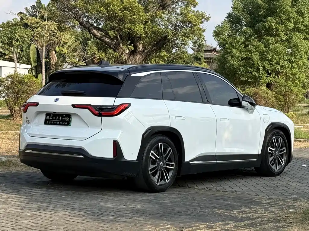 NIO ES6 — миниатюра 16