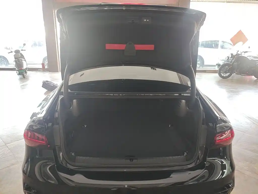 Audi A7L — миниатюра 19