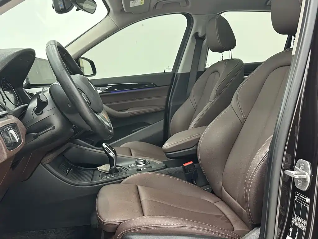 BMW X1 — миниатюра 7