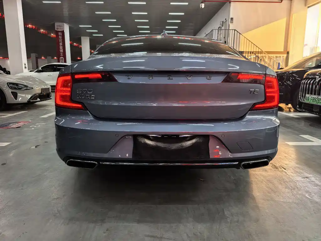 Volvo S90 — миниатюра 16