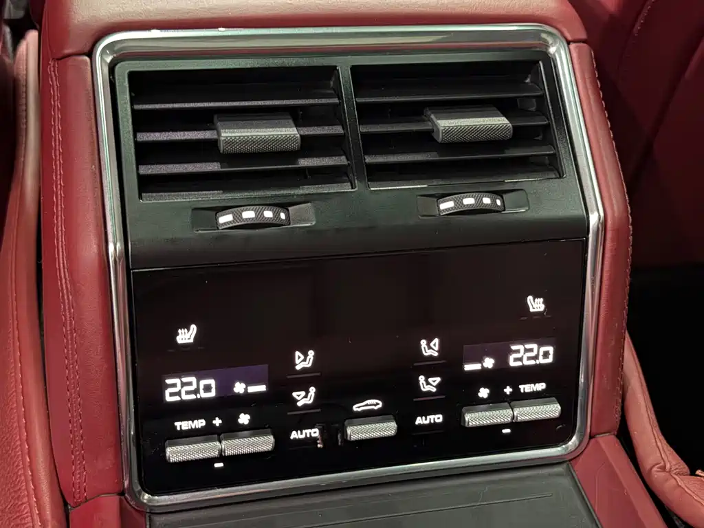 Porsche Panamera Hybrid — миниатюра 16