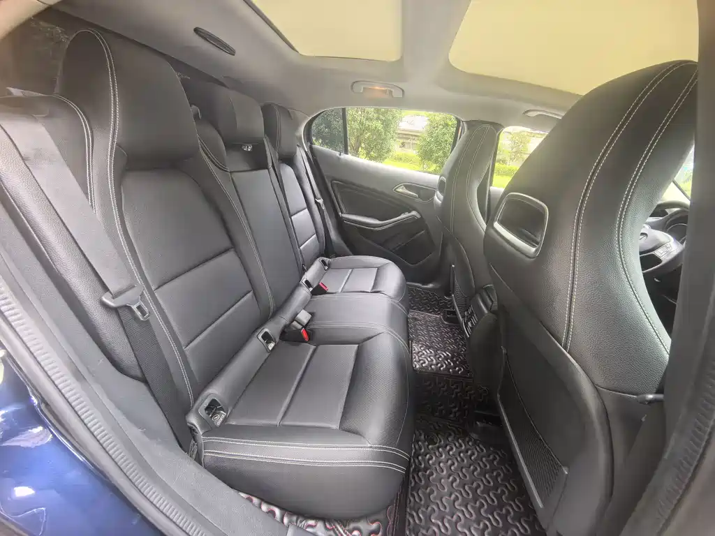 Mercedes-Benz GLA — миниатюра 13