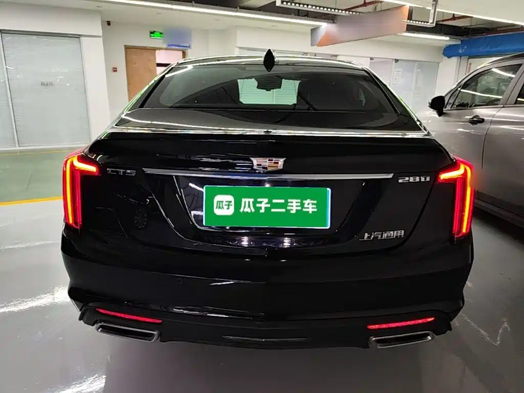 Cadillac CT5 — миниатюра 6