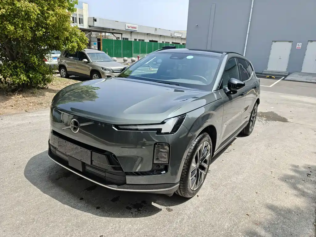 Volvo 沃尔沃XC70插电式混动 2026