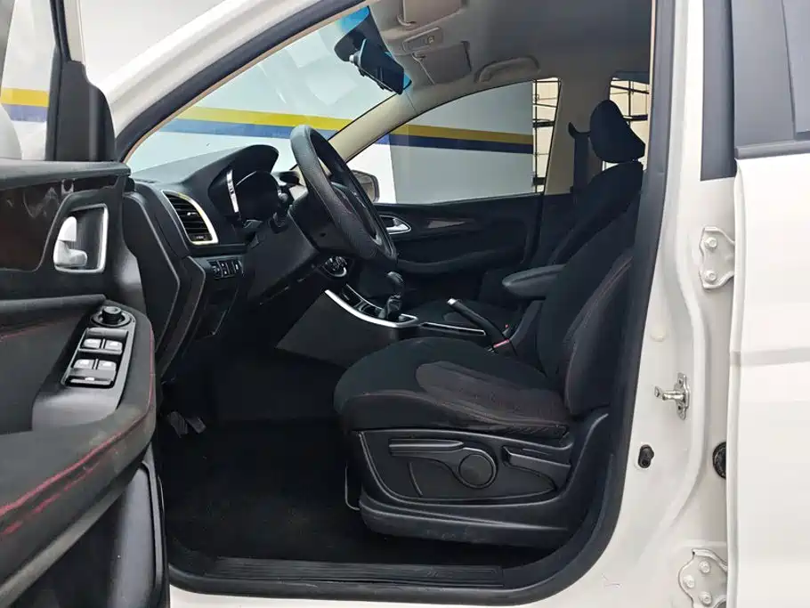 Baojun 560 — миниатюра 9