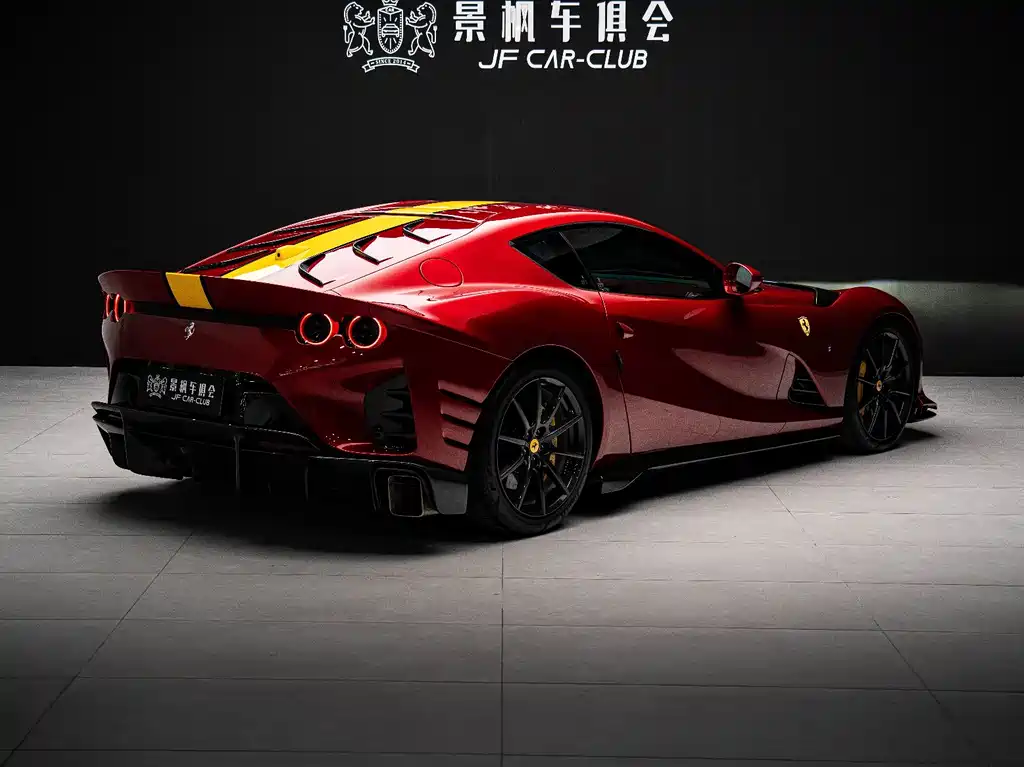 Ferrari 812 — миниатюра 10