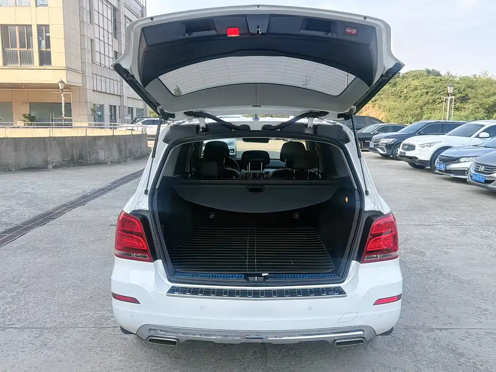 Mercedes-Benz GLK-Class — миниатюра 7
