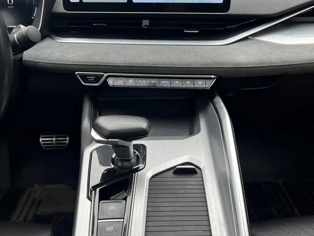 Geely Xingrui — миниатюра 18