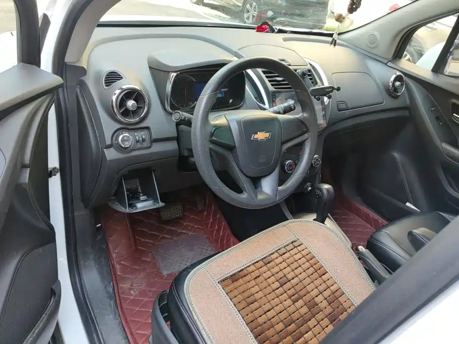 Chevrolet Trax — миниатюра 12