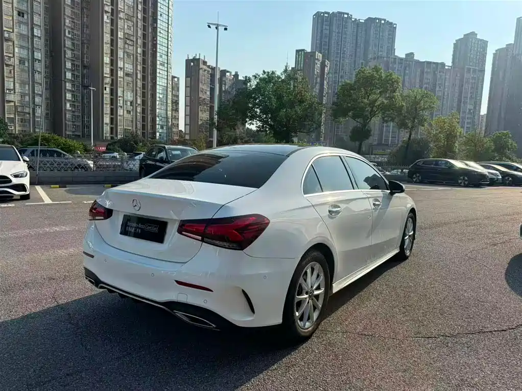 Mercedes-Benz A-Class — миниатюра 6