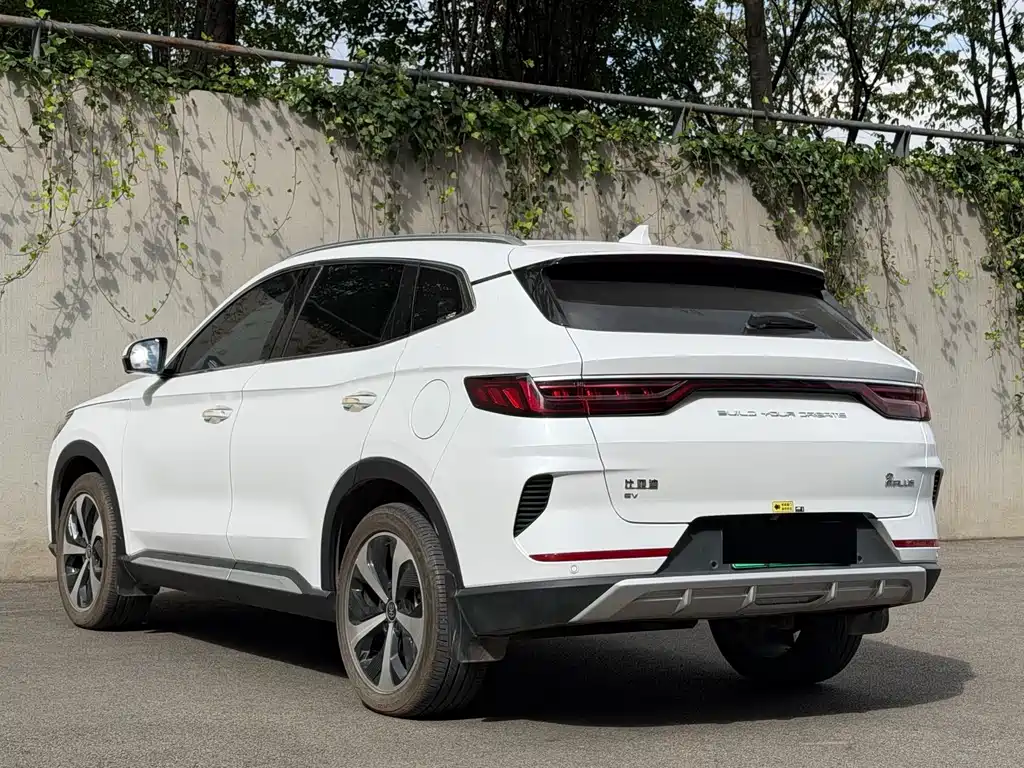 BYD PLUS New Energy — миниатюра 6
