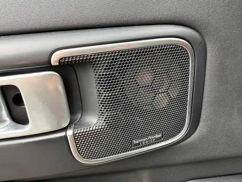 Land Rover Range Rover — миниатюра 22