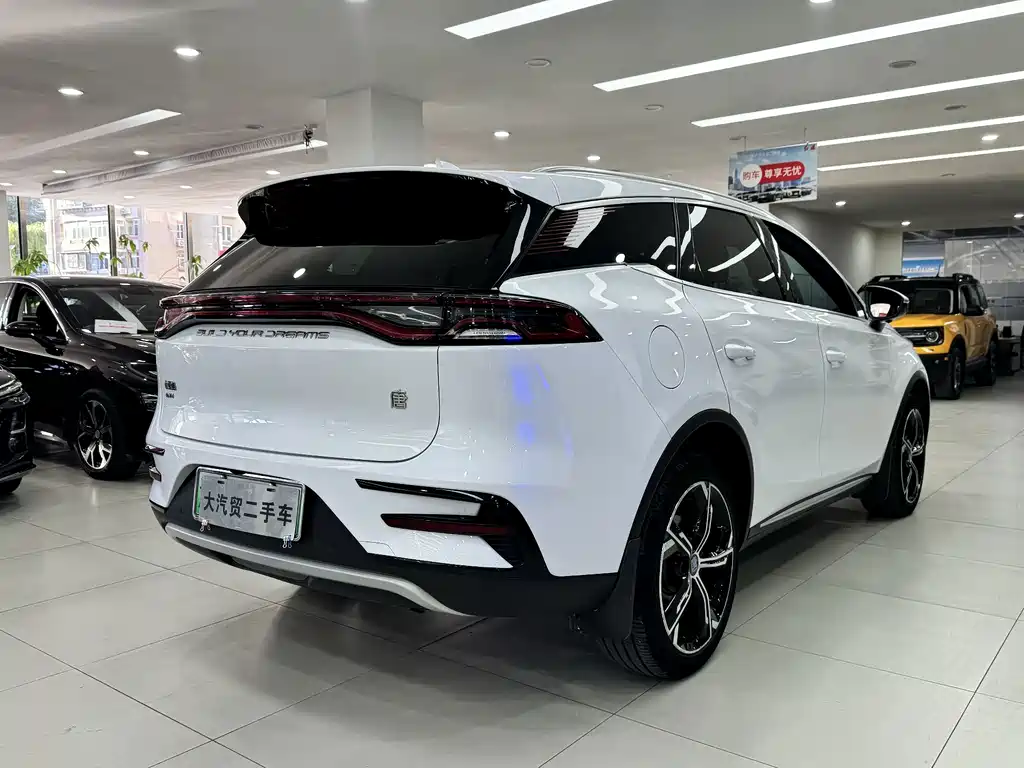 BYD Tang New Energy — миниатюра 4