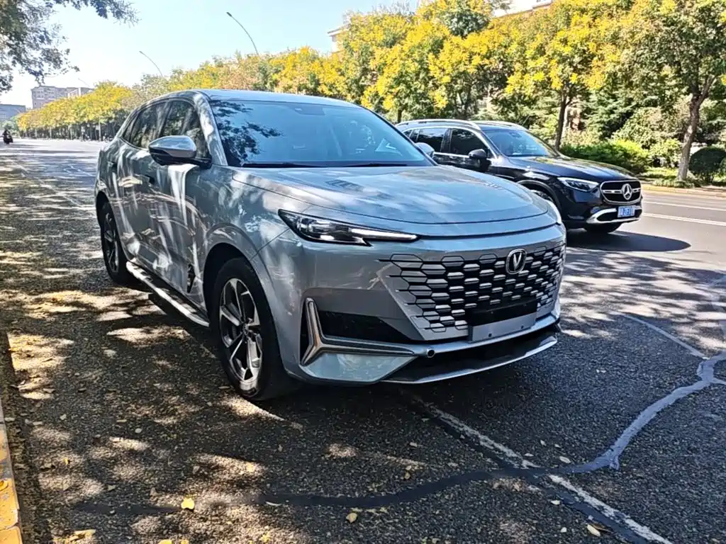Changan UNI-K iDD — миниатюра 4