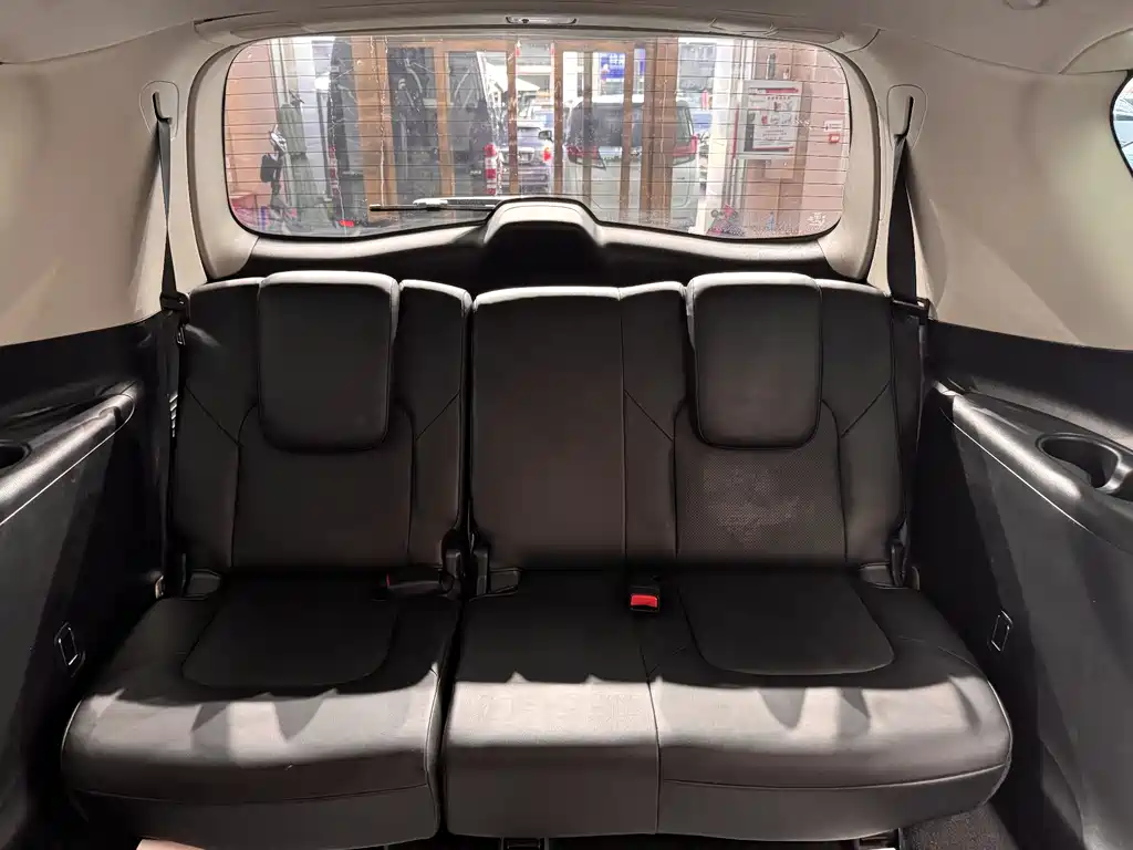 Infiniti QX80 - фото 9