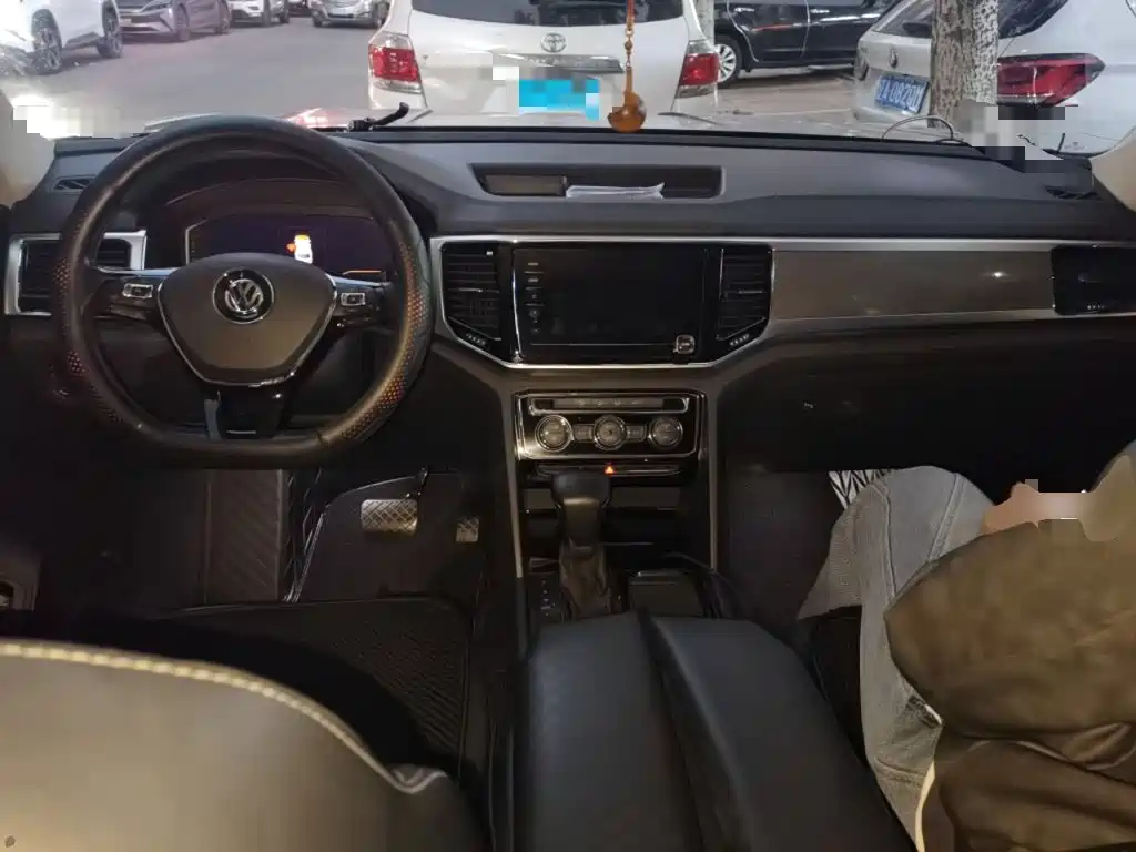 Volkswagen Teramont — миниатюра 5
