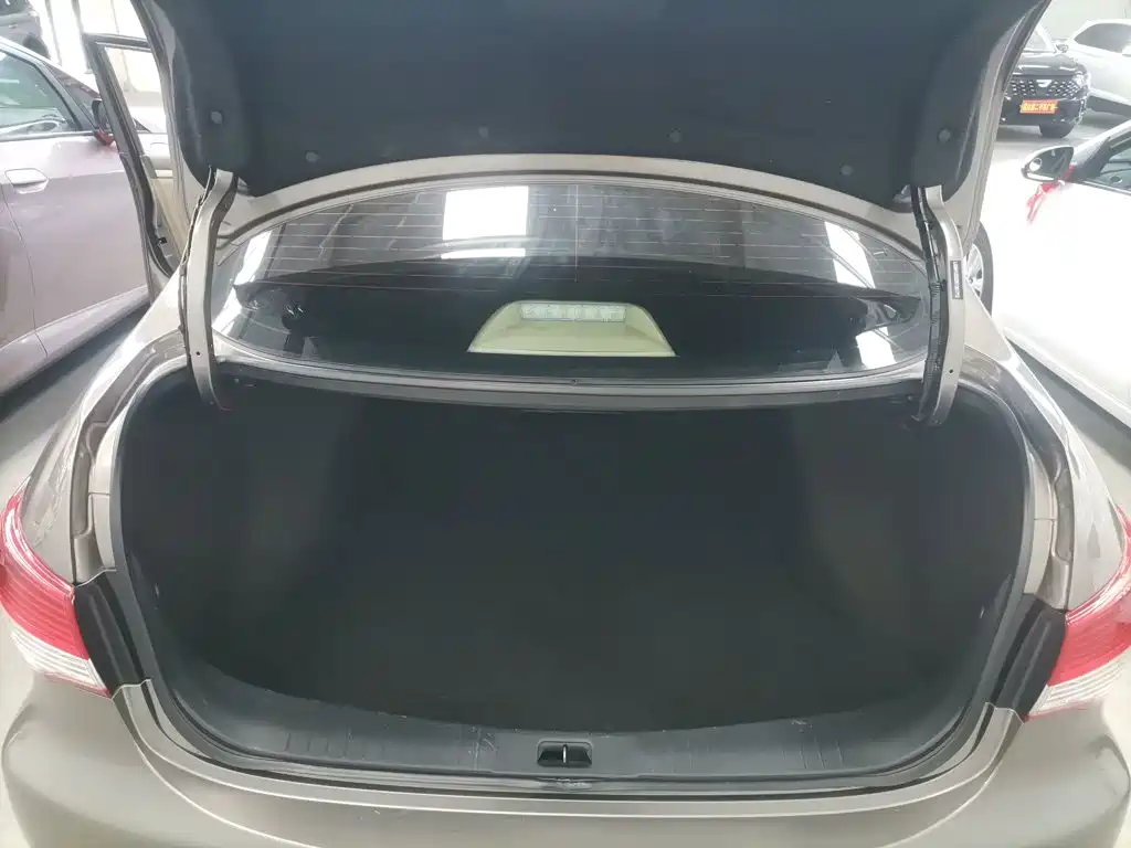 Nissan Sylphy — миниатюра 19