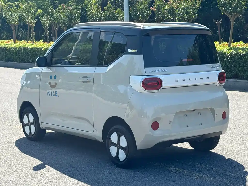 Wuling MINIEV — миниатюра 13