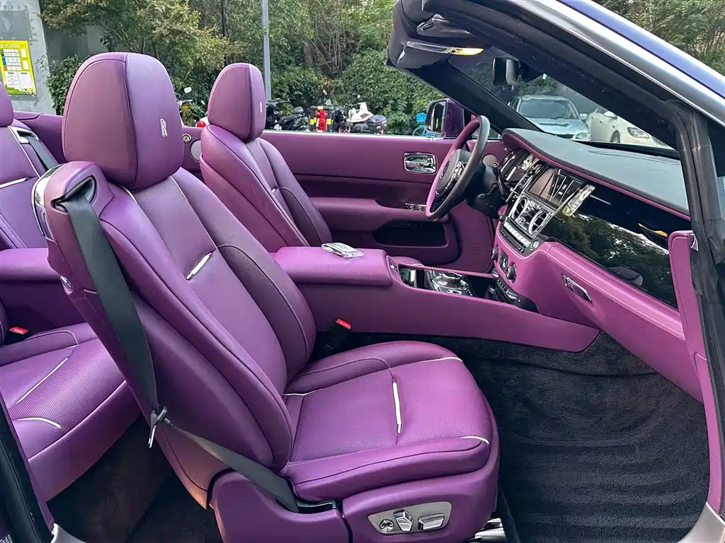 Rolls-Royce Dawn — миниатюра 20