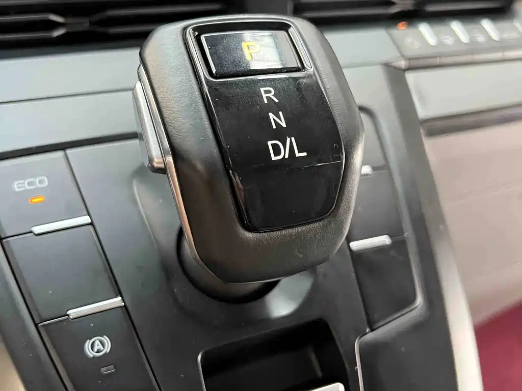 Ford Transit — миниатюра 10