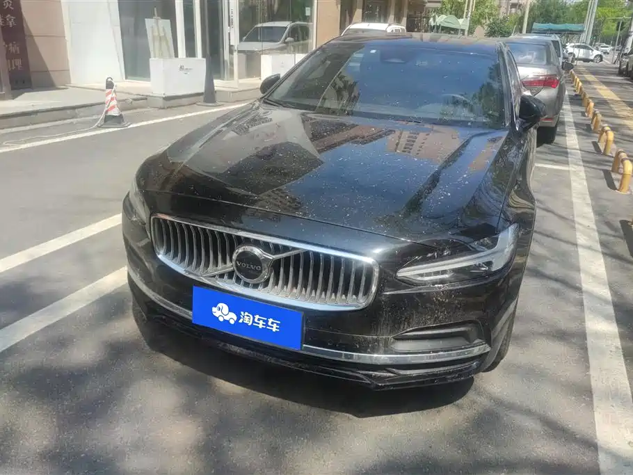 Volvo S90 2023