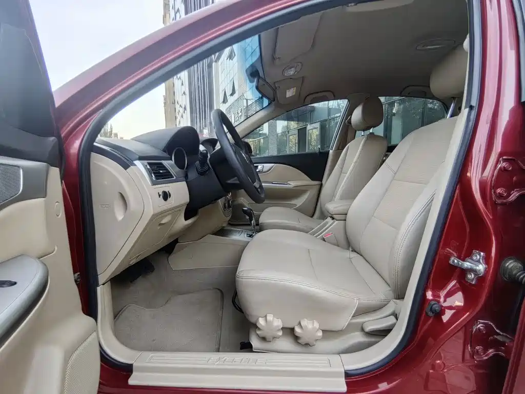 Buick Excelle — миниатюра 7