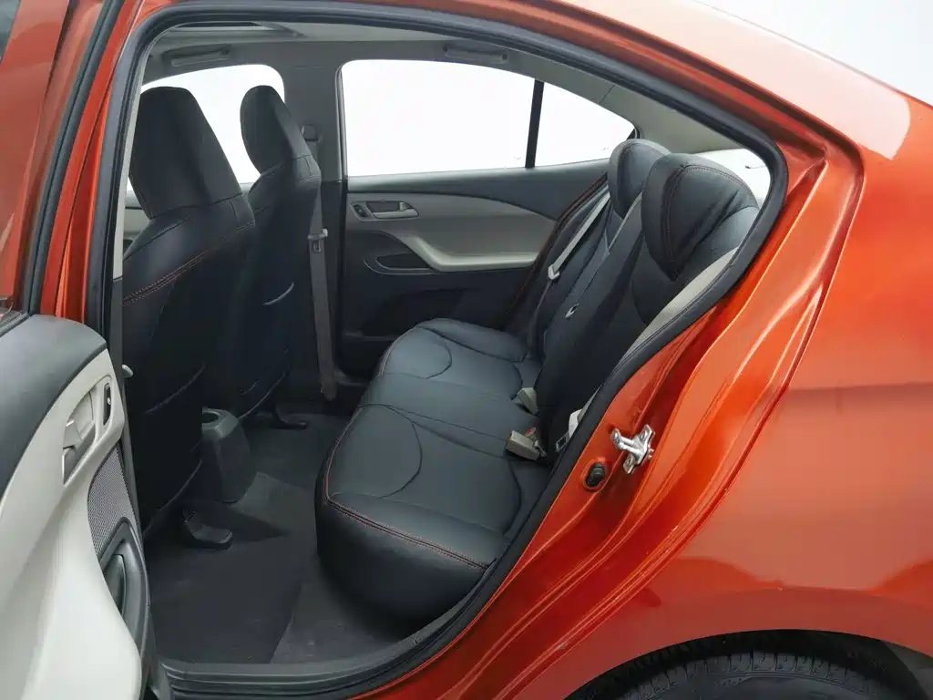 Chevrolet Sail — миниатюра 15