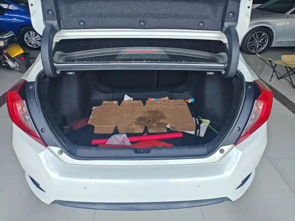 Honda Civic — миниатюра 19