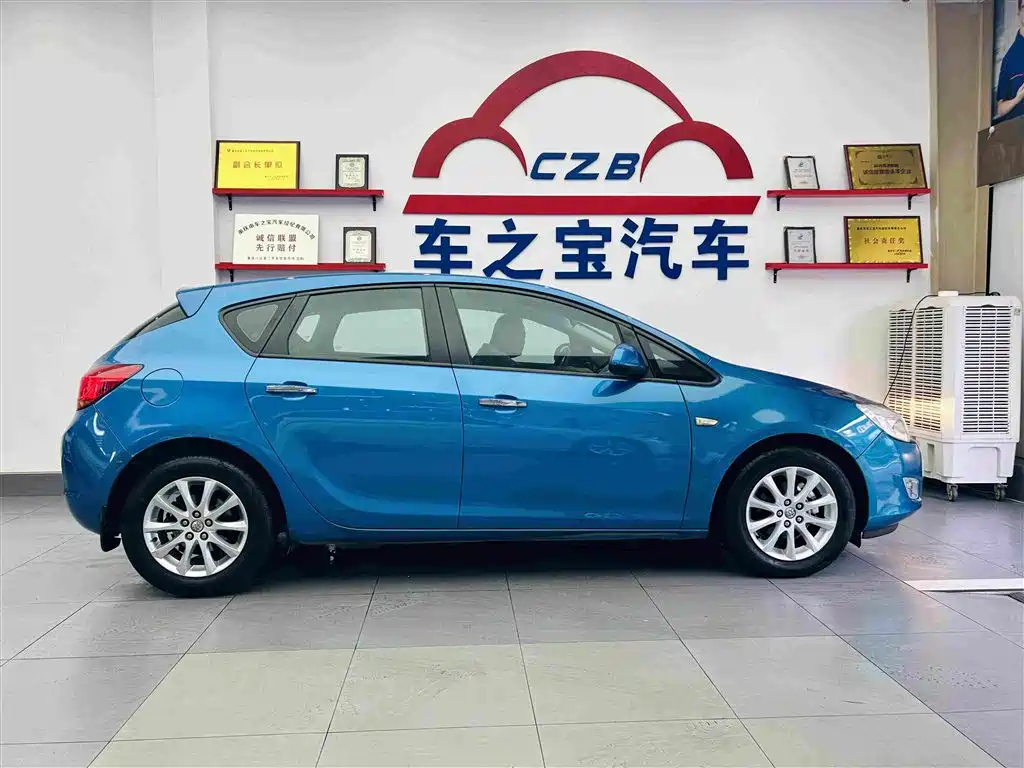 Buick Excelle — миниатюра 8