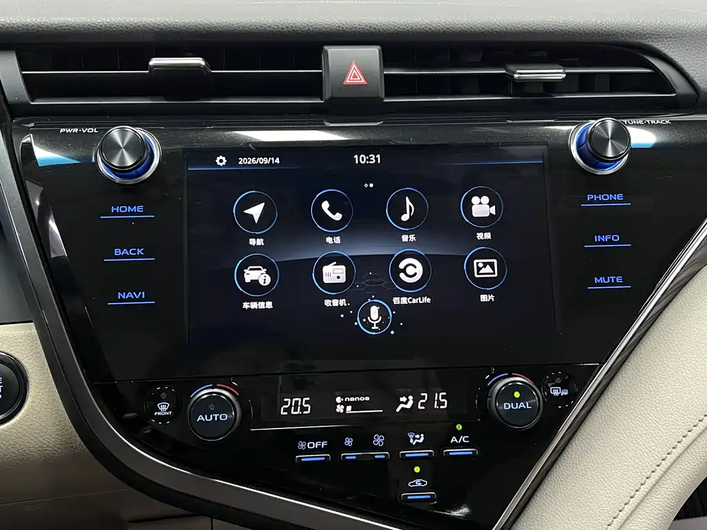 Toyota Camry — миниатюра 28
