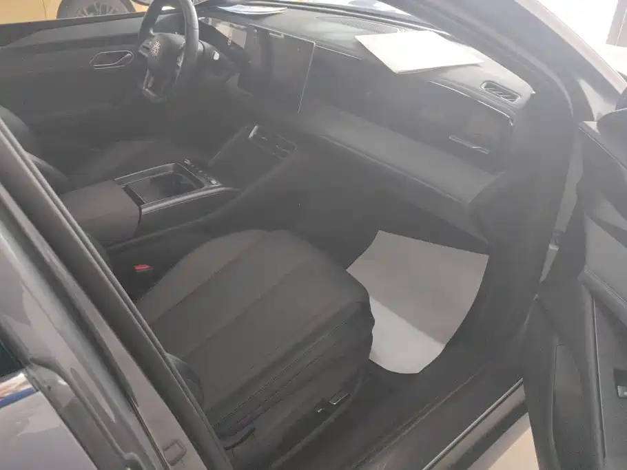BYD Qin L — миниатюра 8