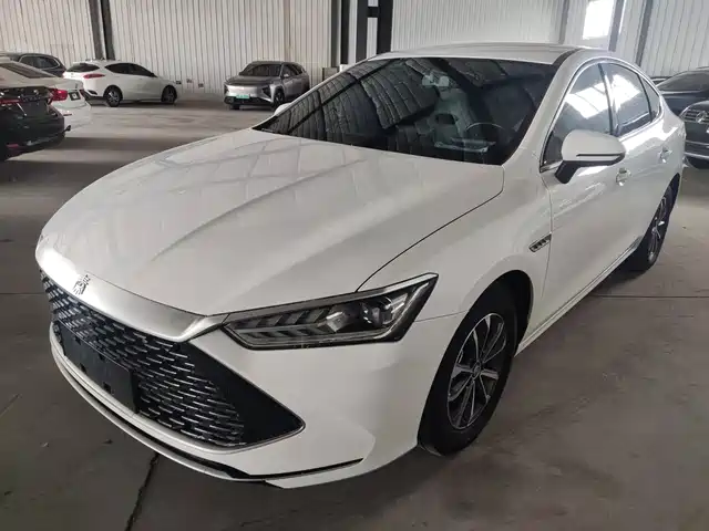 2023 BYD Qin