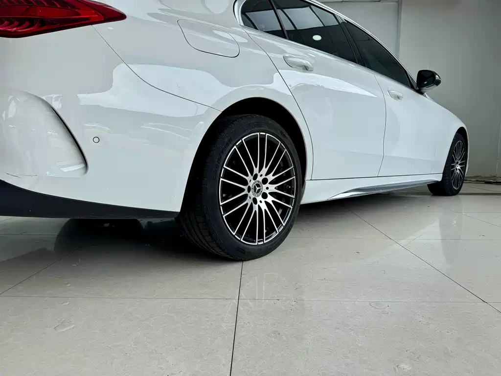 Mercedes-Benz C-Class — миниатюра 19