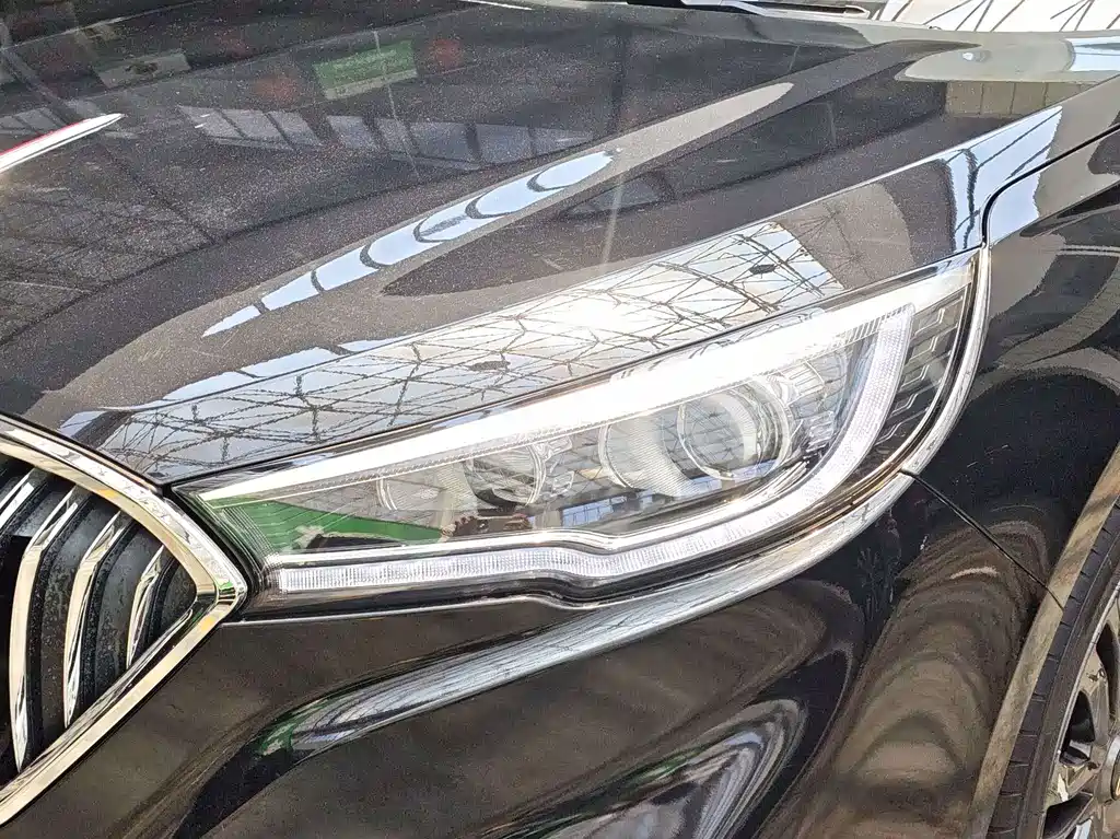 Hongqi Hongqi H5 — миниатюра 4