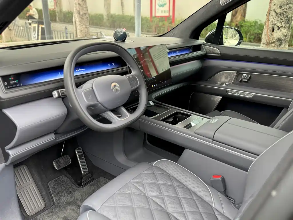 NIO ES8 2026 мест Executive Luxury