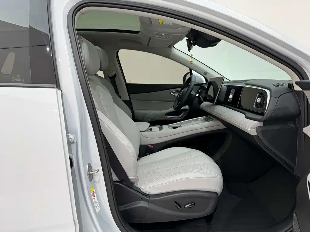 BYD Морской лев 05 EV — миниатюра 14
